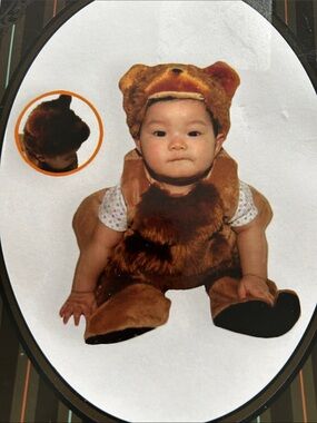 NWT 🆕 Kids Brown Bear Plush Costume, Hat and Booties Set 2-4 years